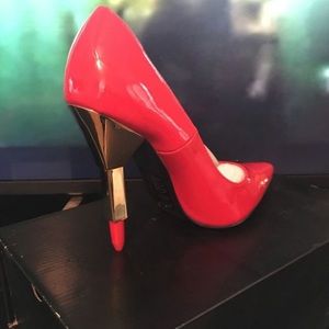 Red  Heels